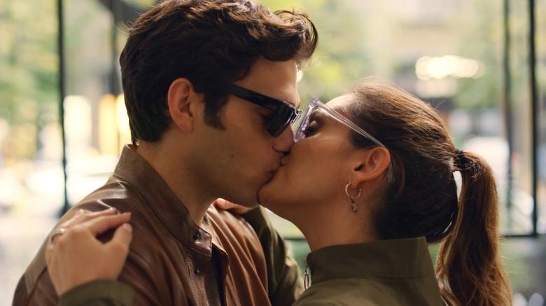 кадр из фильма Идеальная иллюзия