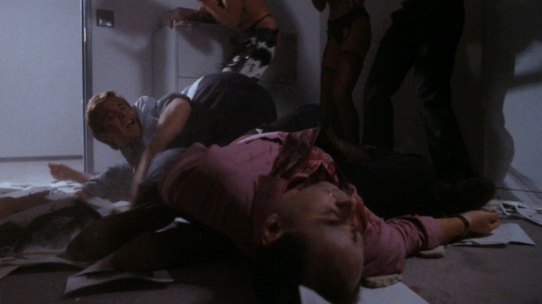 кадр из фильма Psycho Cop Returns