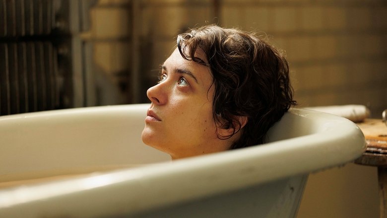 кадр из фильма С любовью, ваша Хильда