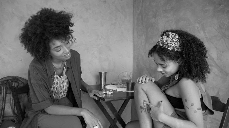 кадр из фильма Murmúrios da casa