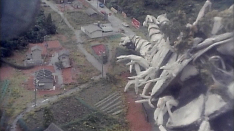 кадр из фильма 八岐之大蛇の逆襲