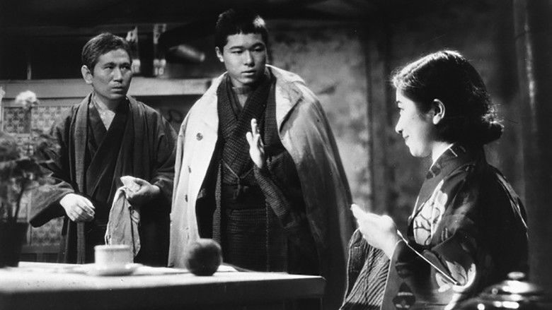 кадр из фильма Вся семья работает