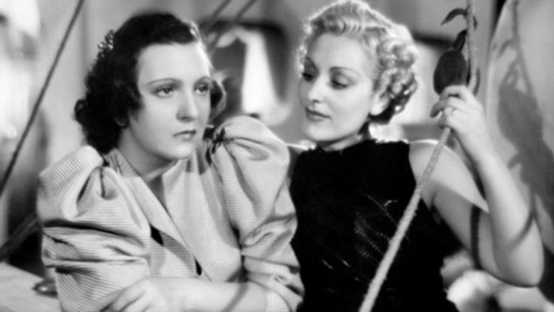 кадр из фильма La Garçonne