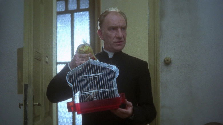 кадр из фильма ¡Arriba Hazaña!