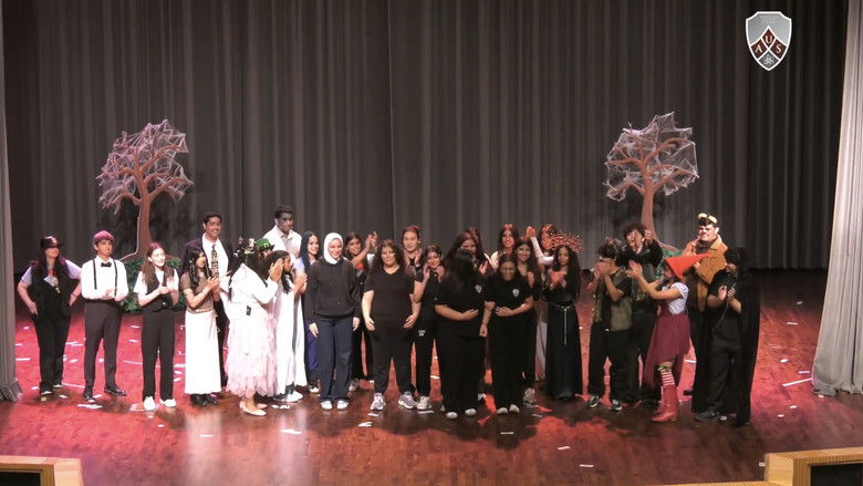 кадр из фильма Pandora's Paradox 2: The Musical