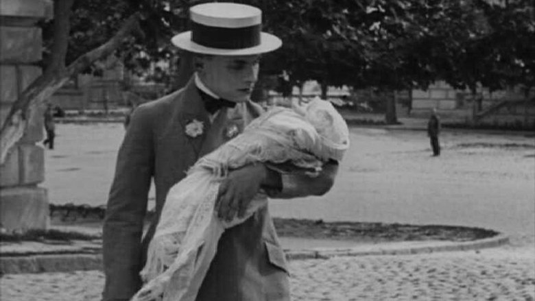 кадр из фильма Ягодка любви