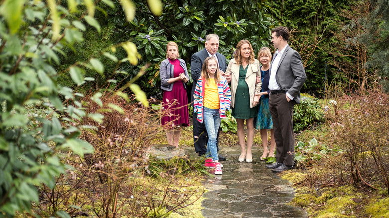 кадр из фильма Love Under the Rainbow