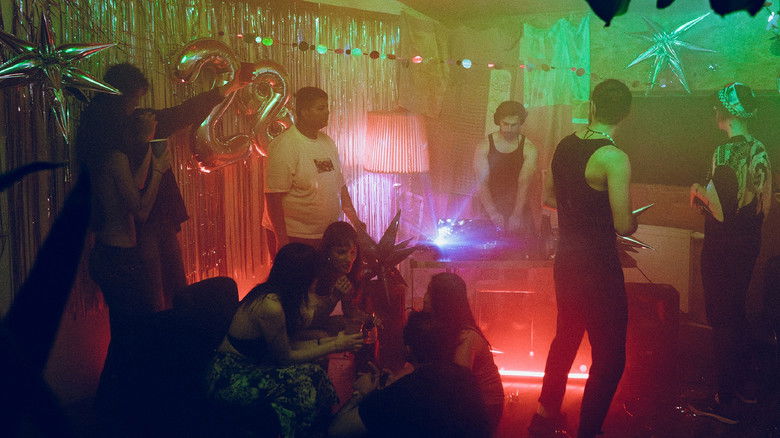 кадр из фильма 28