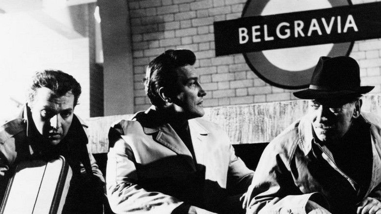 кадр из фильма Piccadilly Third Stop