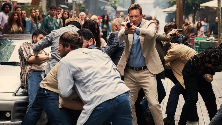 кадр из фильма Каменщик