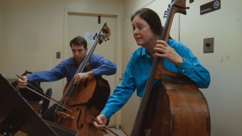 кадр из фильма Единственная девушка в оркестре