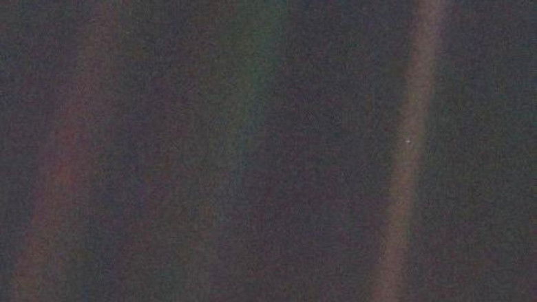 кадр из фильма Voyager: To the Final Frontier