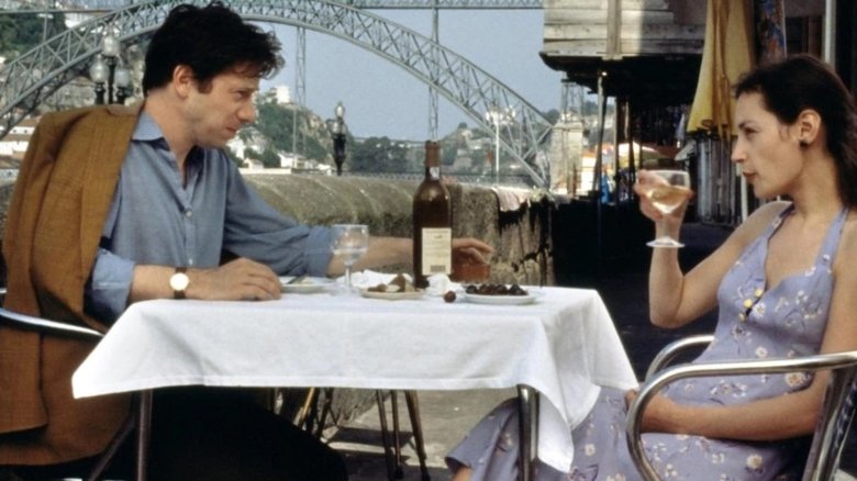 кадр из фильма Trois ponts sur la rivière