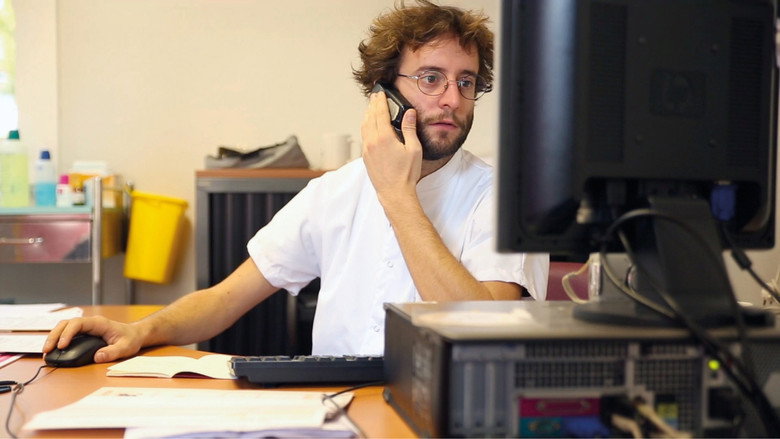 кадр из фильма Toubib, 12 années dans la vie d'un étudiant en médecine