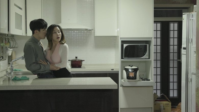 кадр из фильма 여친 엄마2