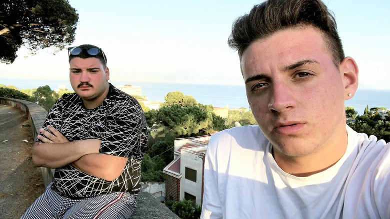 кадр из фильма Selfie