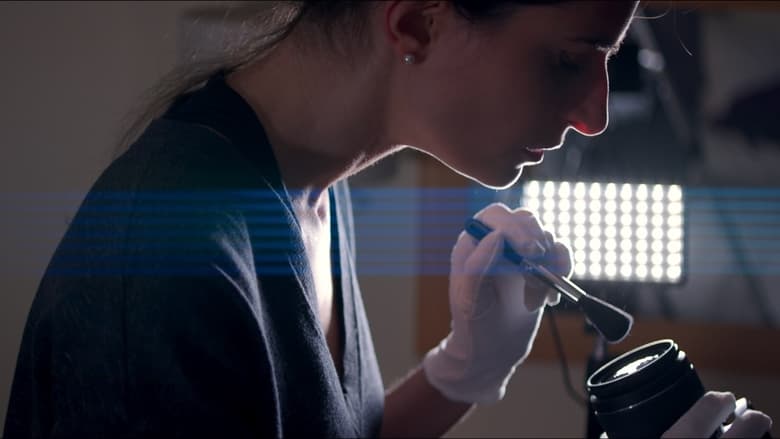 кадр из фильма Waiting for Magic Hour