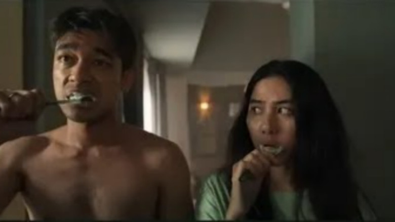 кадр из фильма Sosok Ketiga: Lintrik