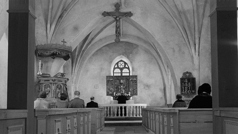 кадр из фильма Причастие