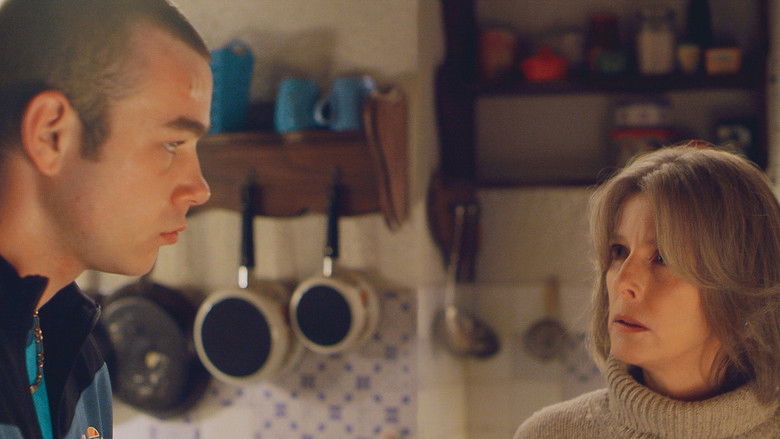 кадр из фильма Обыкновенная мать