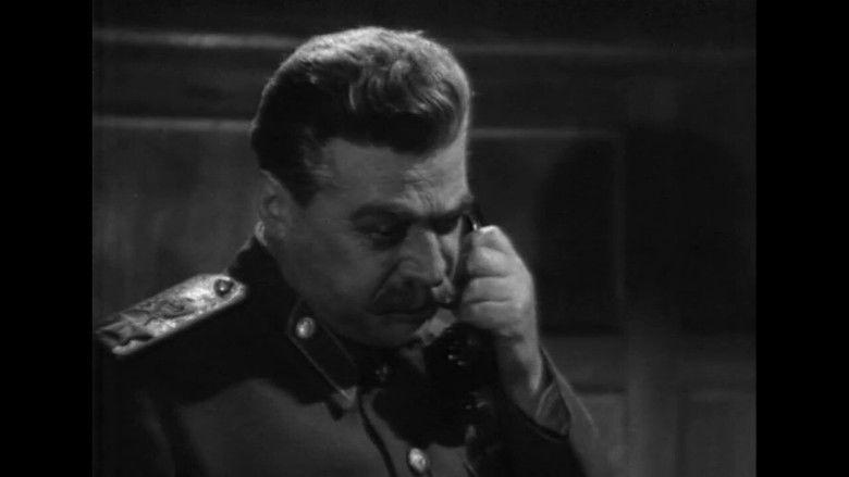 кадр из фильма Третий удар