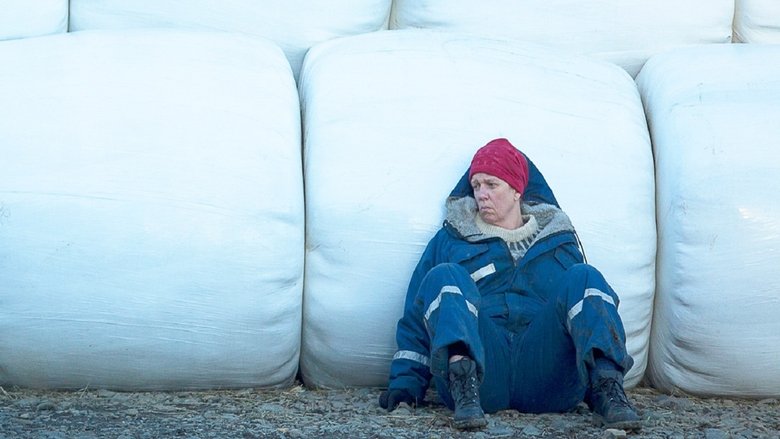 кадр из фильма Деревня