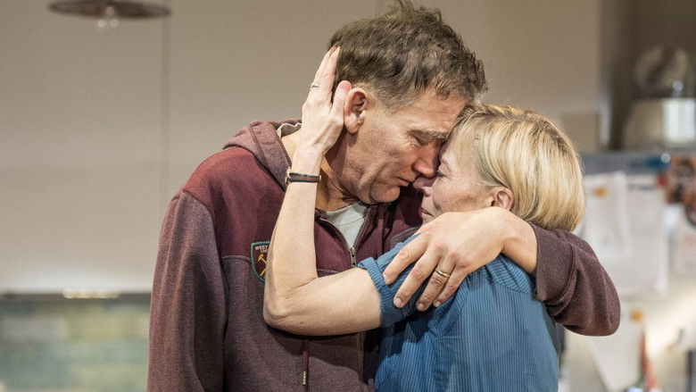 кадр из фильма National Theatre Live: End