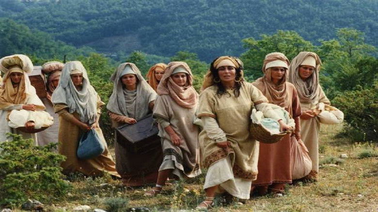 кадр из фильма Magnificat