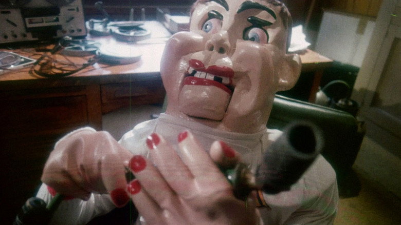 кадр из фильма Спаситель: Сын Сатаны