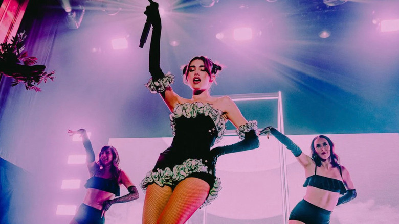кадр из фильма Madison Beer - The Life Support Tour Diaries