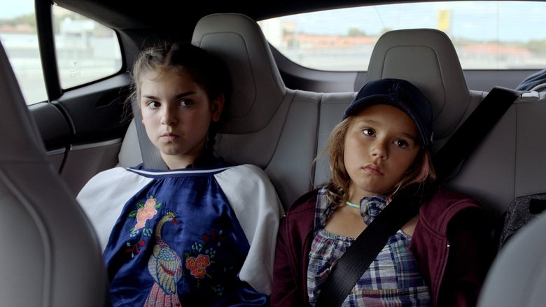 кадр из фильма Квадрат