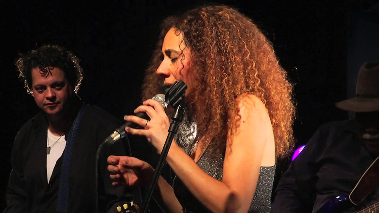 Elif Caglar Live On Akustikhane