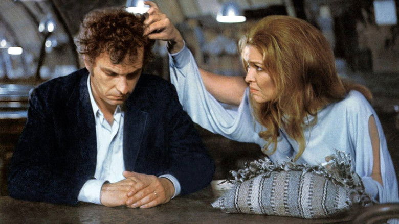 кадр из фильма Тропик Рака