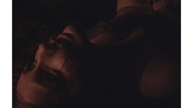 кадр из фильма Não Nos Deixeis