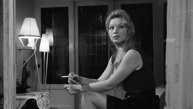 кадр из фильма Девушка в витрине