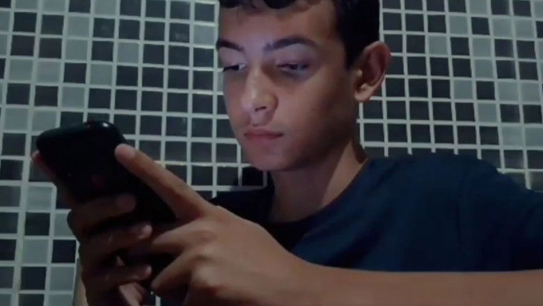 кадр из фильма Baleia Azul - Os desafios