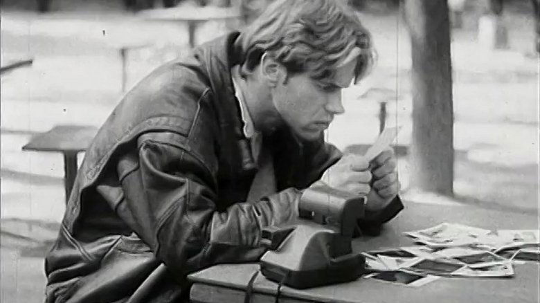 кадр из фильма Close Up