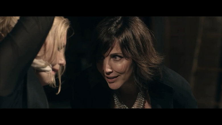 кадр из фильма Спасай себя