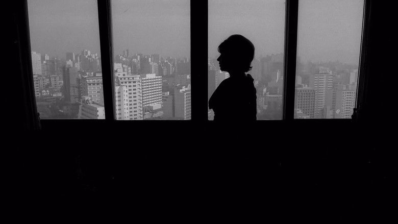 кадр из фильма São Paulo, Sociedade Anônima