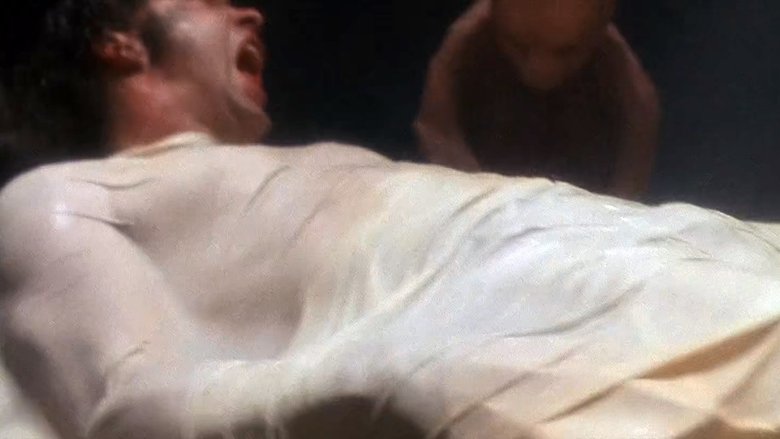 кадр из фильма Огонь в небе