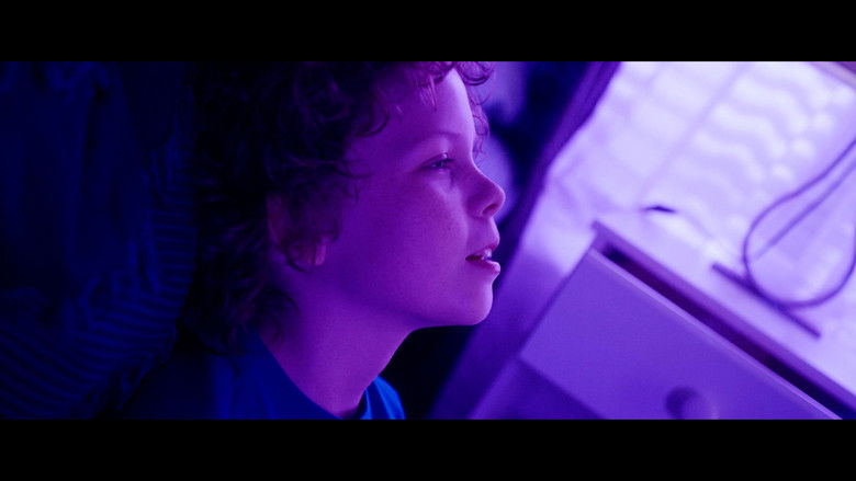 кадр из фильма Under the Sun