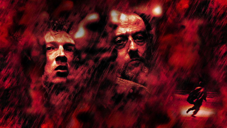 кадр из фильма Багровые реки