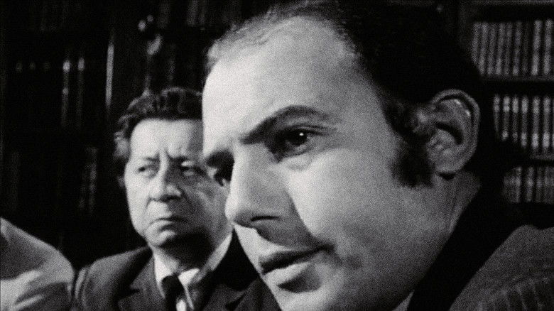 кадр из фильма Operación Alfa