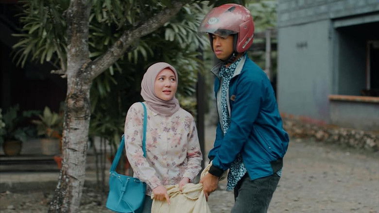 кадр из фильма Uang Passolo