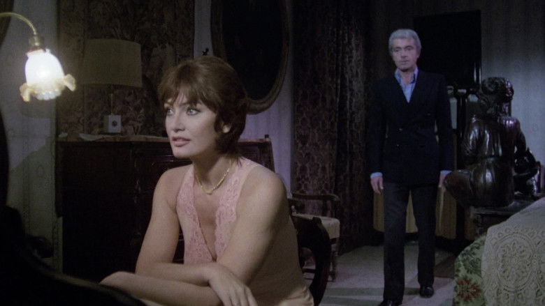 кадр из фильма L'osceno desiderio