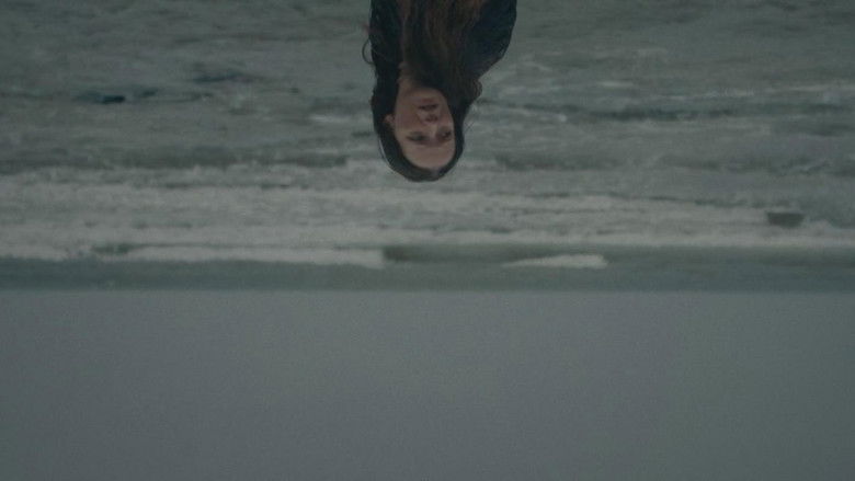 кадр из фильма Спасительница