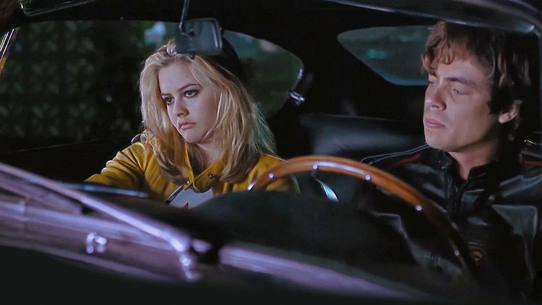 кадр из фильма Лишний багаж