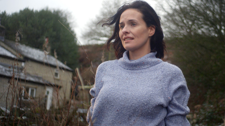 кадр из фильма Cotton Wool