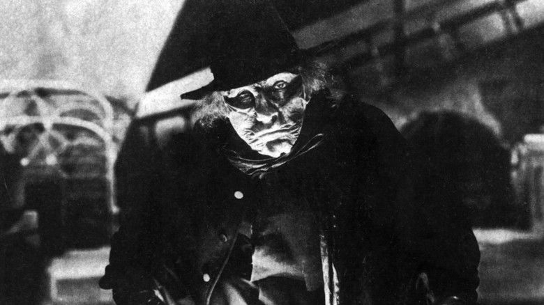 кадр из фильма Тайна музея восковых фигур