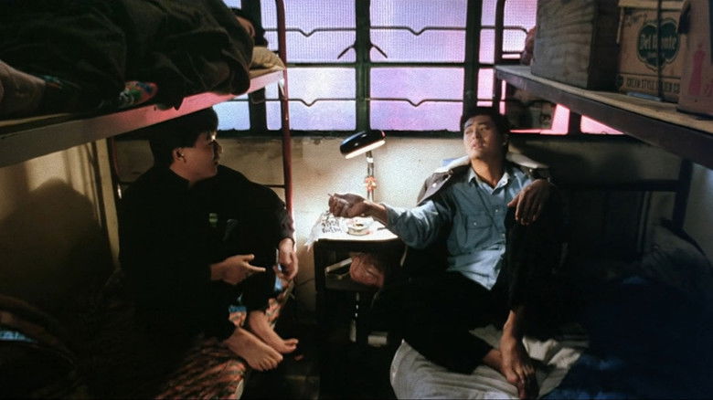 кадр из фильма Город в огне